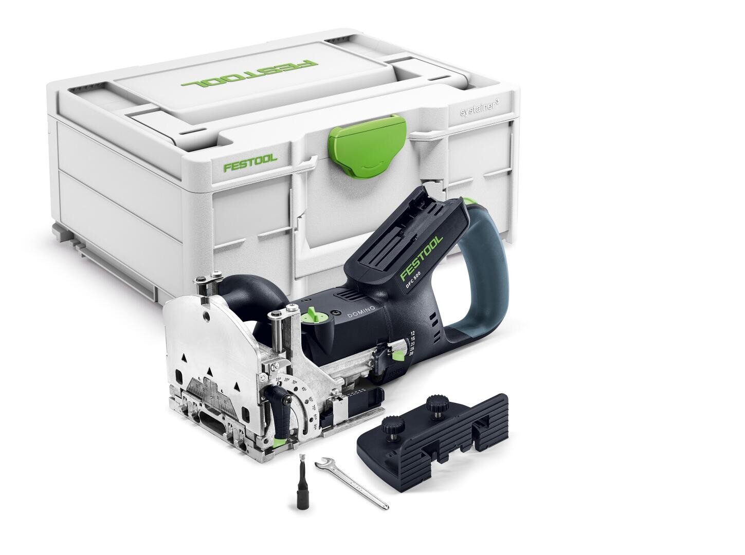 Ein Festool Elektrowerkzeug mit schwarzem Griff ist vor einem weiß-grünen Festool Aufbewahrungskoffer ausgestellt. Weitere schwarze Kleinteile und ein Bohrer sind neben dem Werkzeug angeordnet.