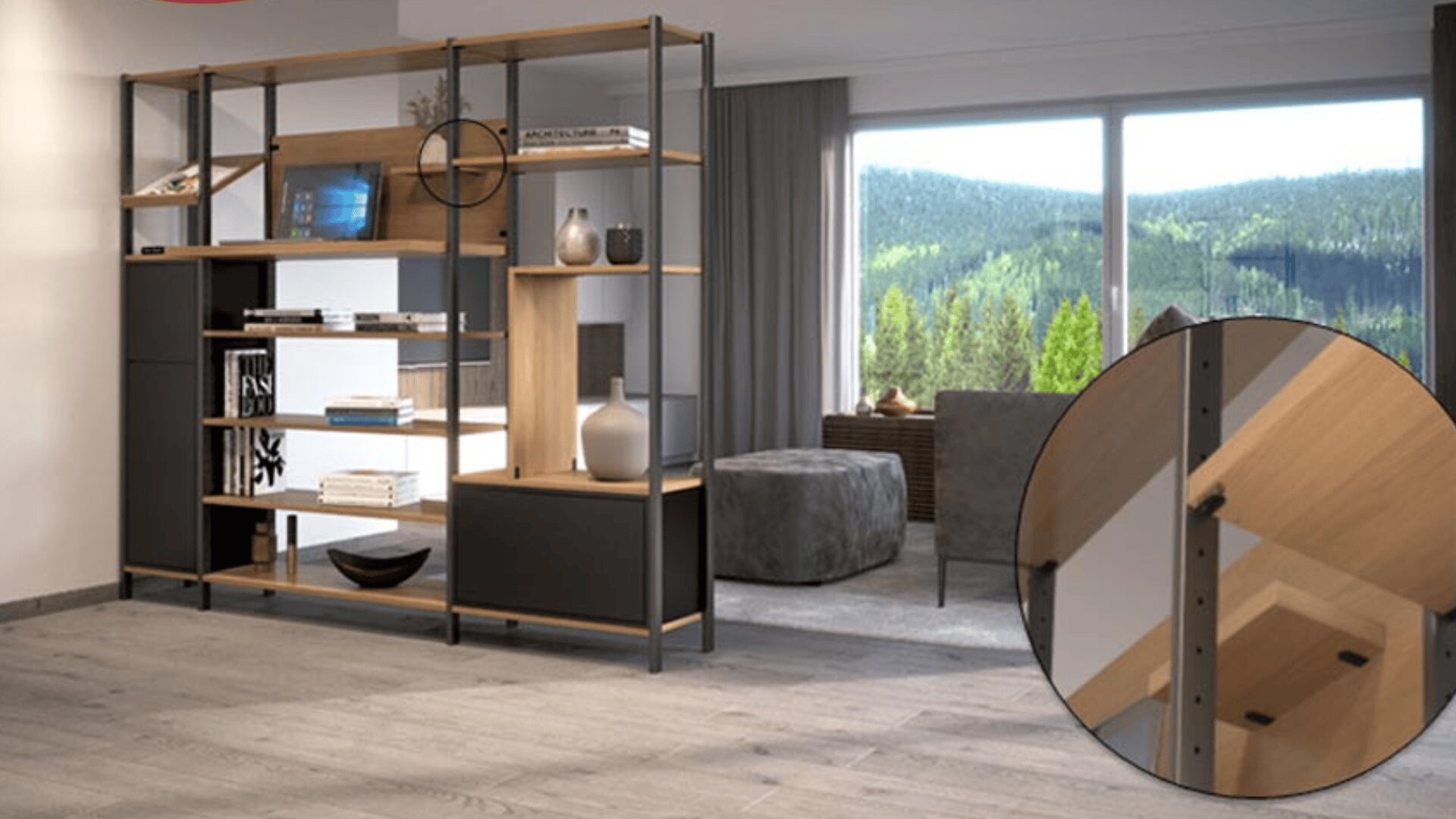 Modernes Wohnzimmer mit einem großen Regal, das den Raum unterteilt, mit Büchern und Dekoration. Große Fenster geben den Blick auf einen malerischen Wald frei. Ein Bildausschnitt zeigt ein Detail der Regalkonstruktion in Nahaufnahme.