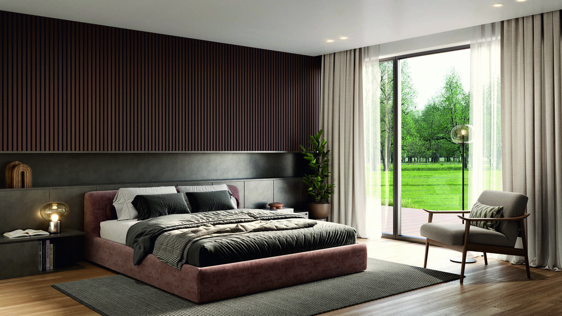 Chambre à coucher moderne avec un grand lit, une literie neutre et un mur d'accent en bois. Un fauteuil confortable est installé près des fenêtres allant du sol au plafond, qui donnent sur une pelouse verte et des arbres. Un éclairage doux et une décoration minimale créent une atmosphère calme.