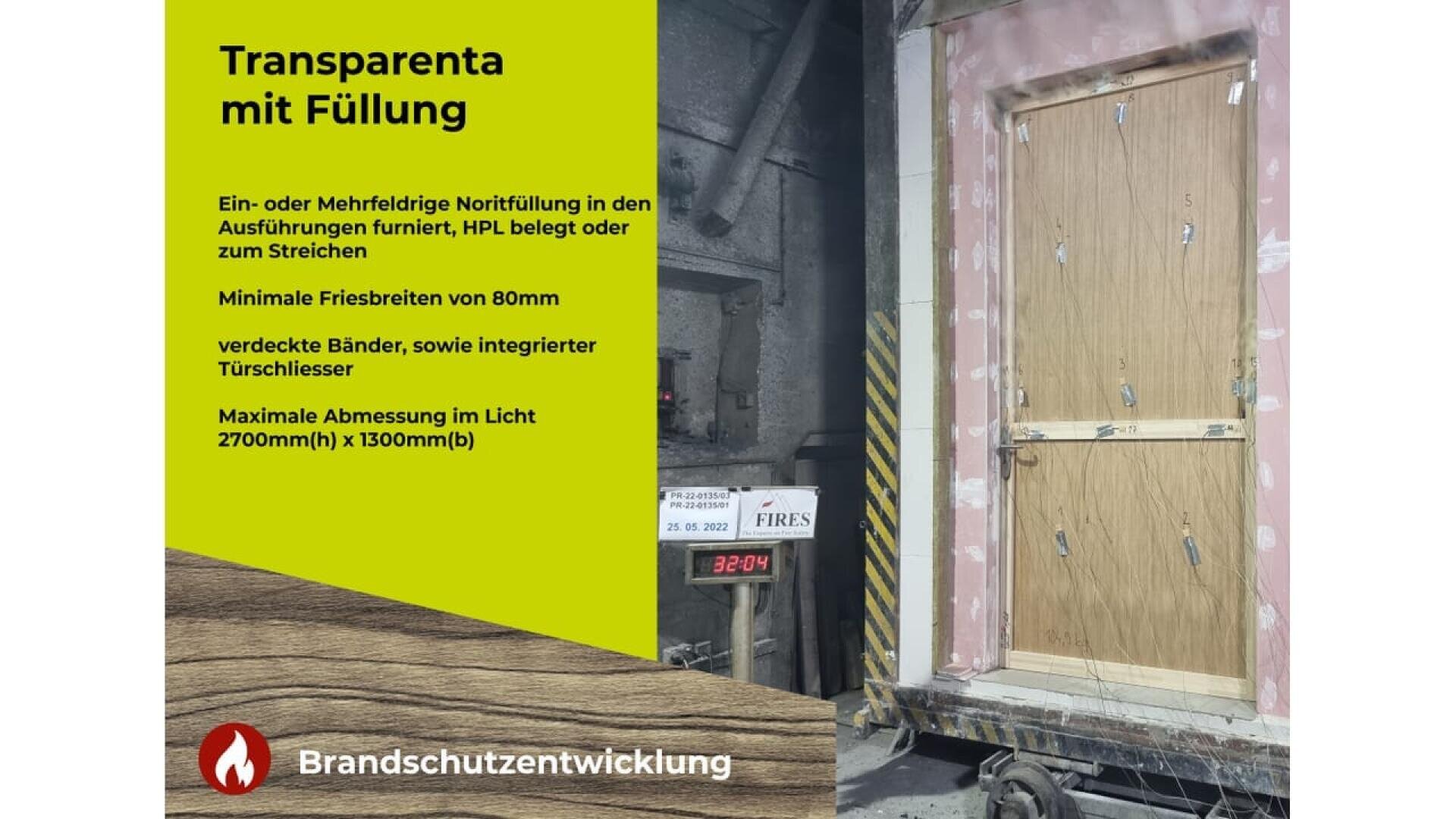 Une porte coupe-feu en bois testée est installée dans un cadre en béton. Le texte allemand décrit les portes transparentes avec remplissage, les charnières cachées et les détails concernant les dimensions et les caractéristiques de construction.
