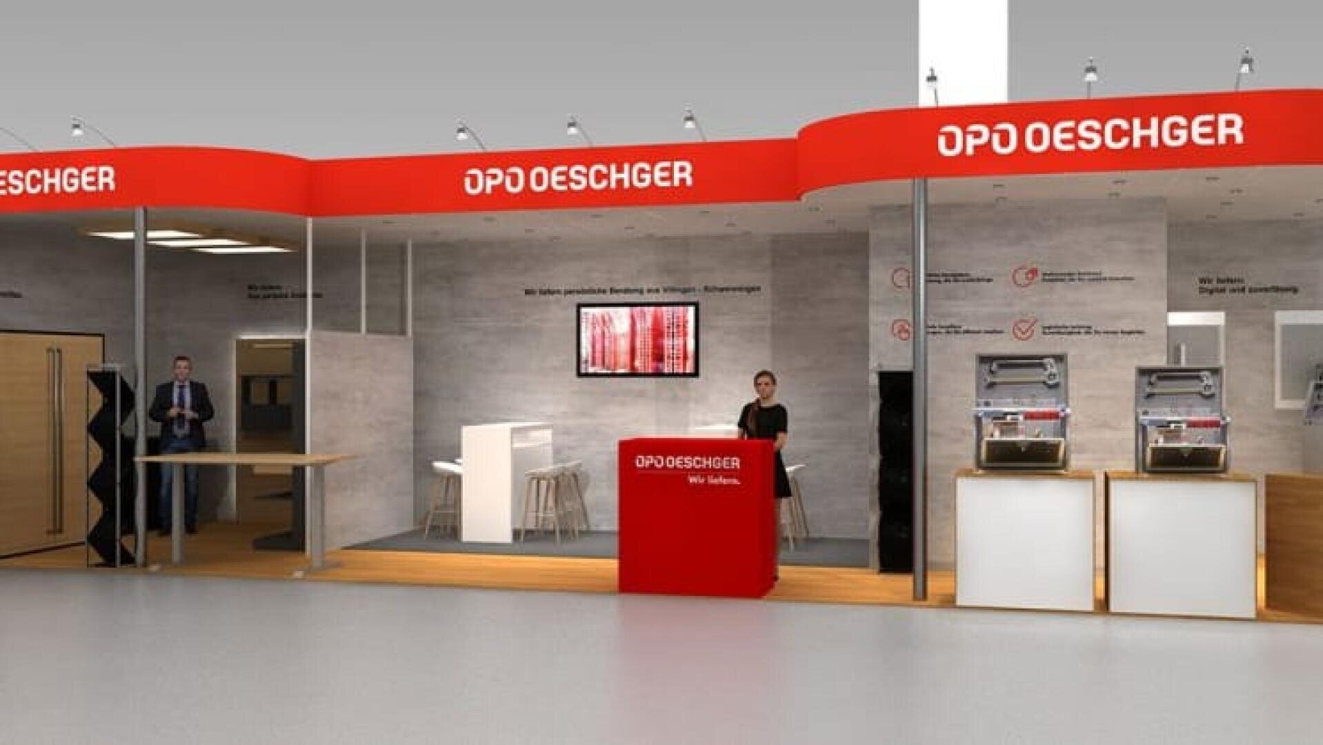 Ein Messestand mit roter Beschriftung "OPO OESCHGER". Der Stand ist mit Theken, Hockern, zwei Öfen auf der rechten Seite und einem Mann, der in der Nähe des Eingangs steht, ausgestattet. Das Ambiente ist modern mit Holz und grauen Akzenten.