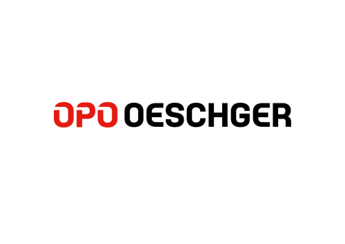 L'image montre le logo d'OPO Oeschger, avec OPO en lettres rouges grasses et OESCHGER en lettres noires grasses, le tout sur un fond gris clair uni.