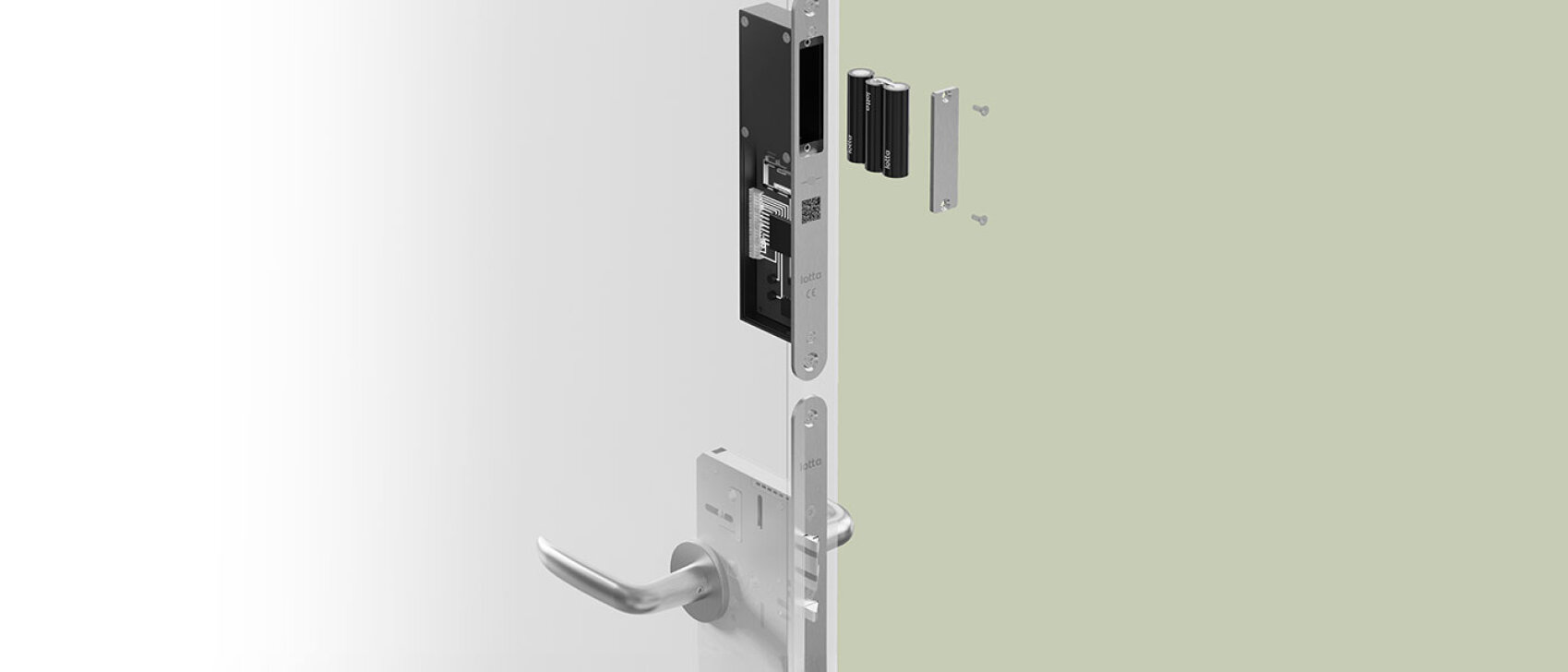 Das Bild zeigt ein elektronisches Türschlosssystem, das an einer Tür installiert ist, wobei der interne Mechanismus und die Verkabelung sichtbar sind. An der Außenseite befindet sich ein silberner Griff, und eine separate elektronische Komponente ist am Türrahmen angebracht.